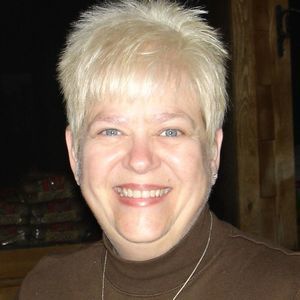 Meet your Posher, Dena